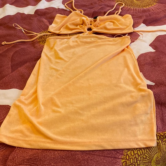 Dress - Picture 1 of 3